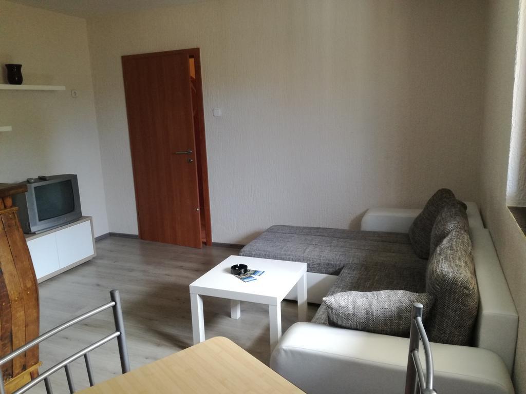 Apartment Nela Фунтана Экстерьер фото